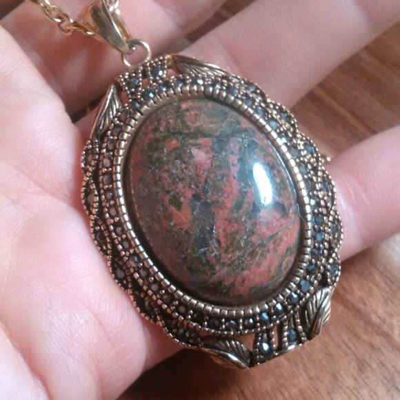 Unakite and Marcasite Goldtone Pendant Necklace - Picture 11 of 15